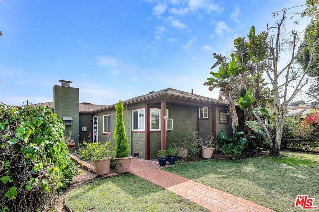 2030 Marine Street