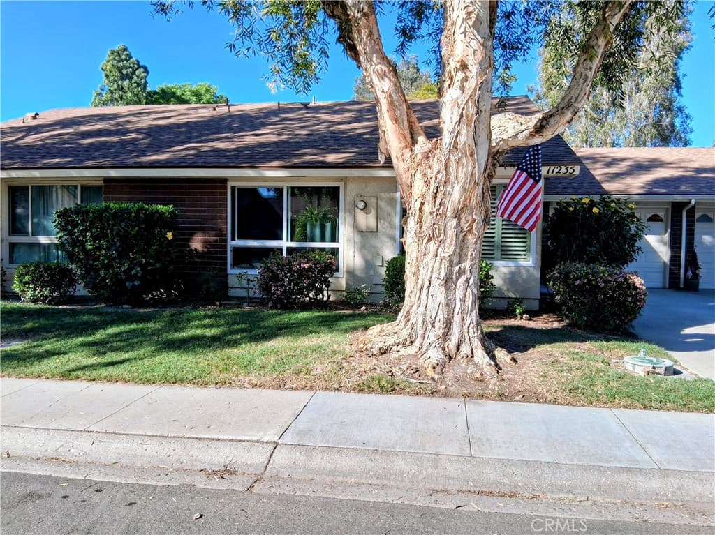 11235 Village 11