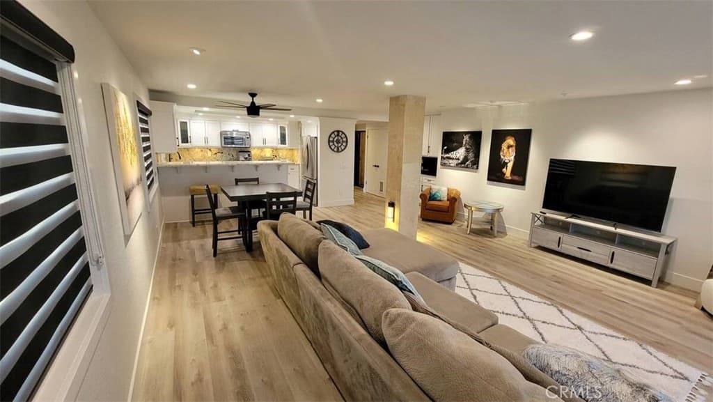 2424 S Gaffey