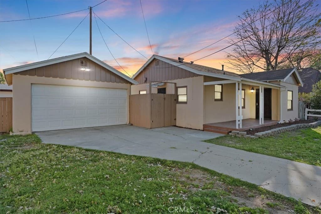 607 W Marshall