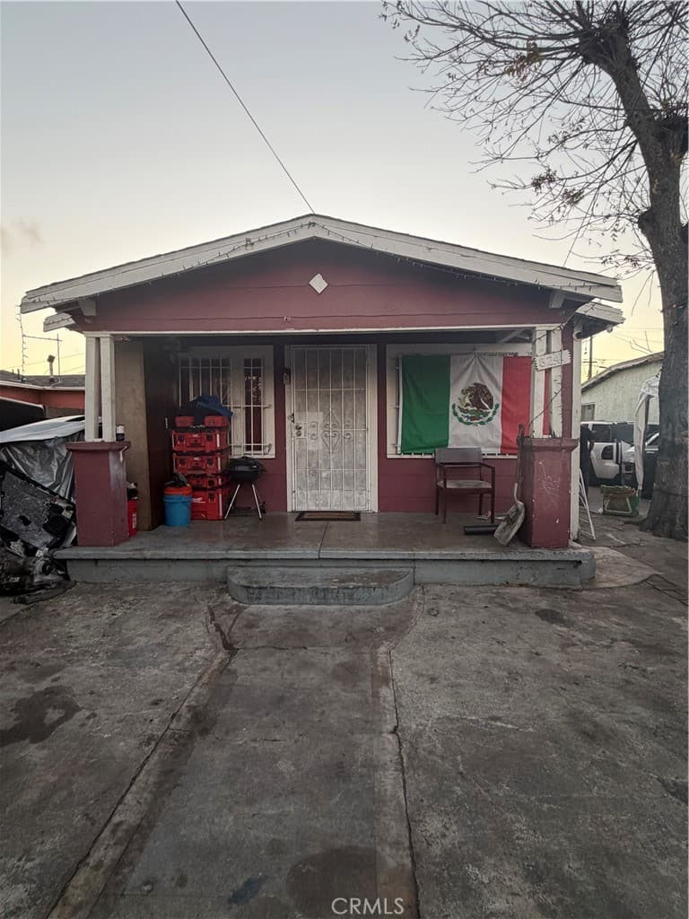 8239 Bell Avenue