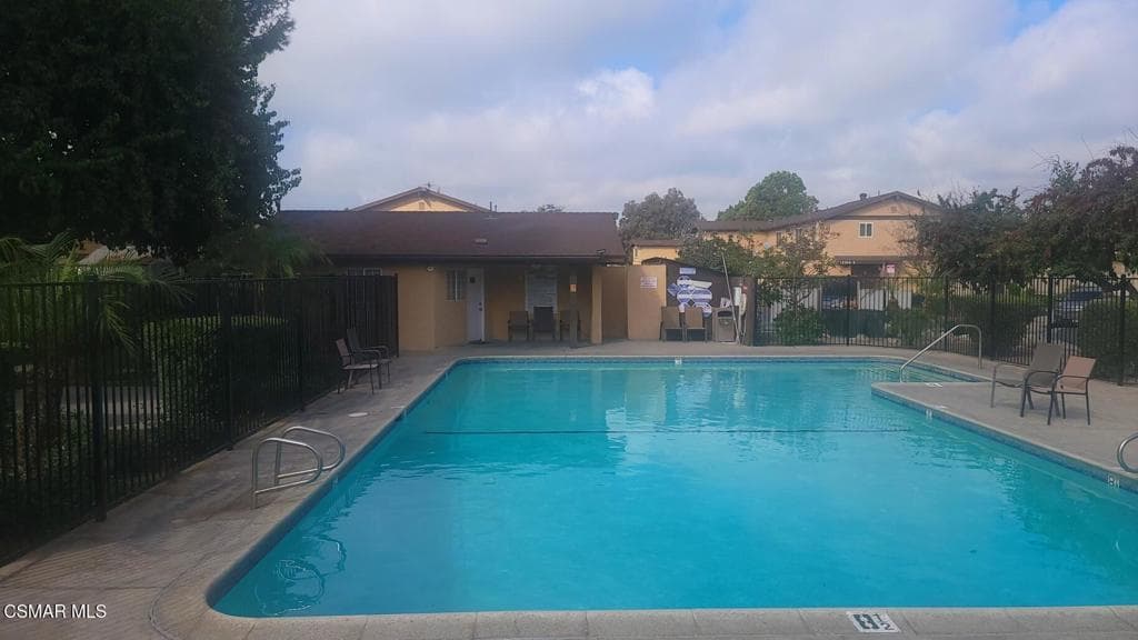 12301 3 Runnymede Street 3