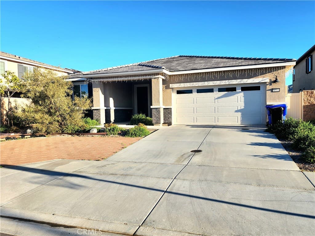 34966 S Serrano