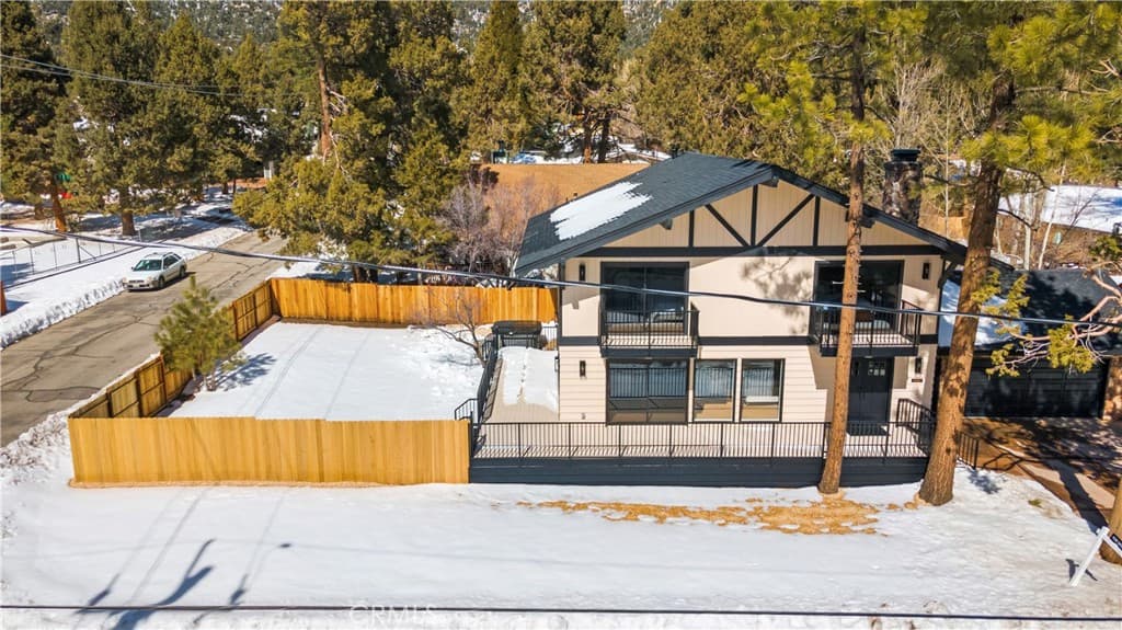 1087 Rocky Mountain Rd