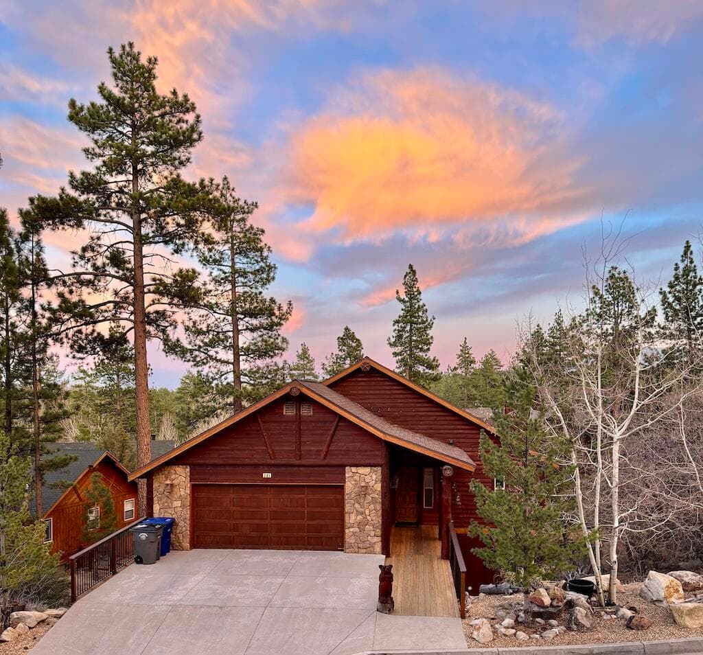 385 Sunrise Way