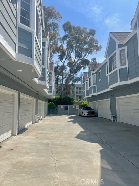 812 Inglewood