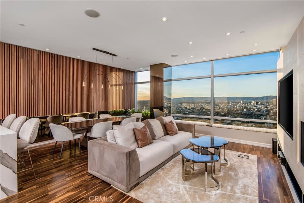 900 W Olympic Boulevard 38D