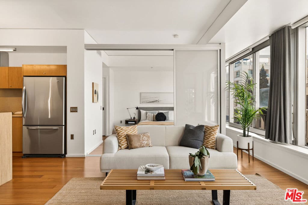 1155 S Grand Avenue 403