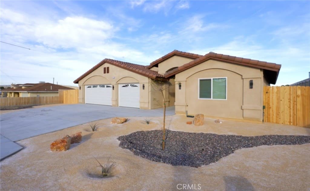 1230 Savanna Drive