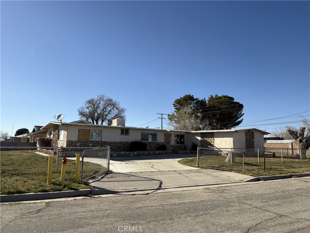 12401 El Mirage Street