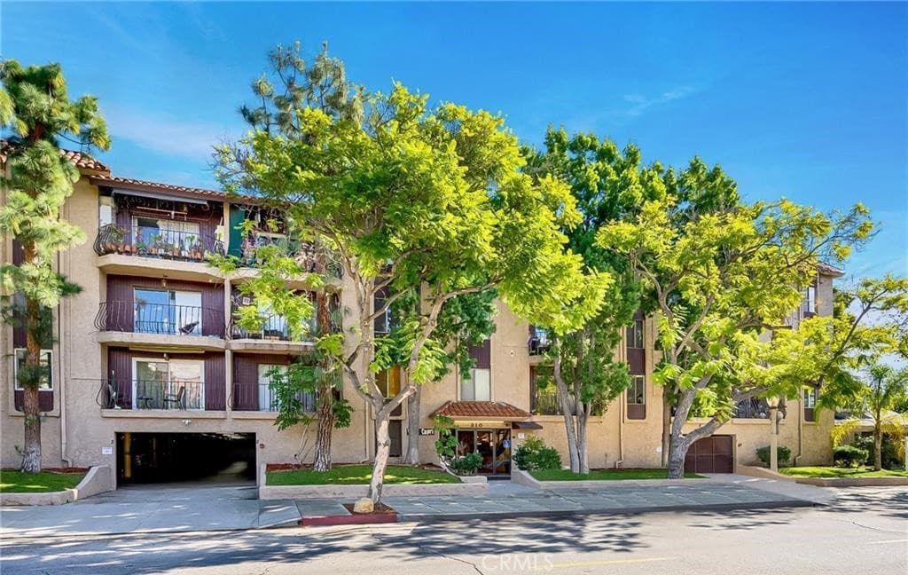 310 N Jackson Street 104