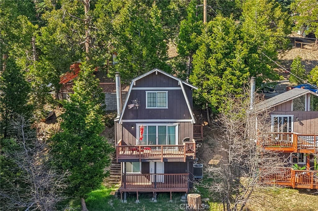 2409 Spring Oak Drive