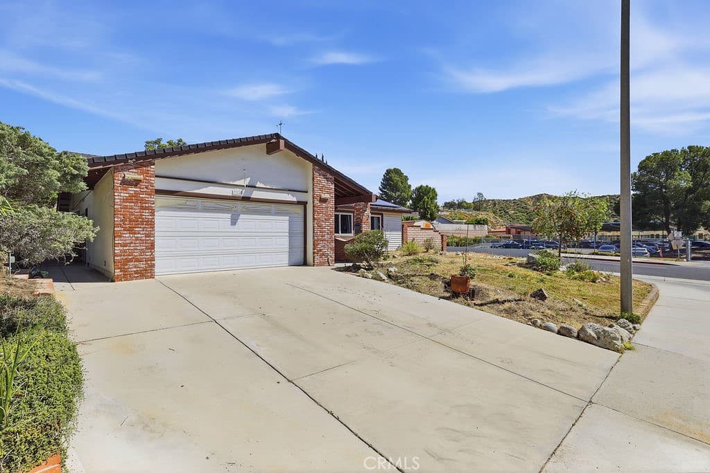 29223 Flowerpark Drive