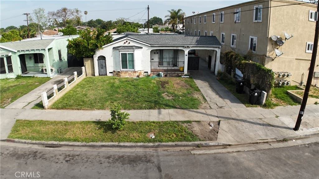 443 E 95th