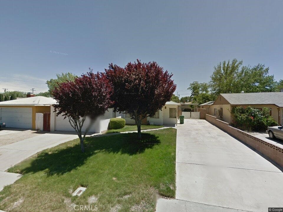 506 W Avenue J8