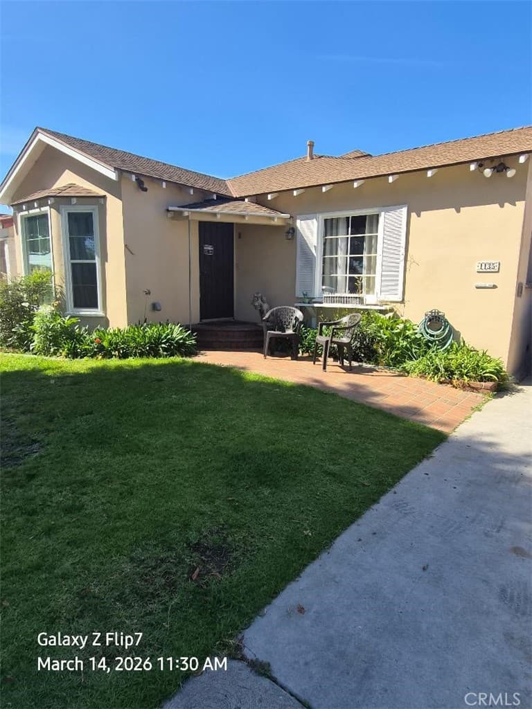 1135 S Fir