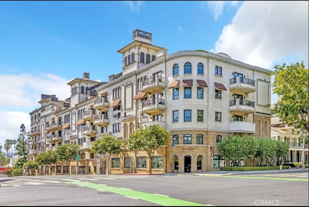 155 Cordova Street 203