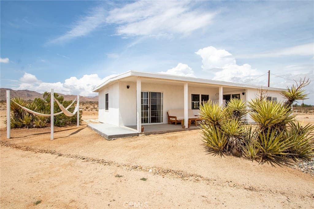55921 Ornelas Lane