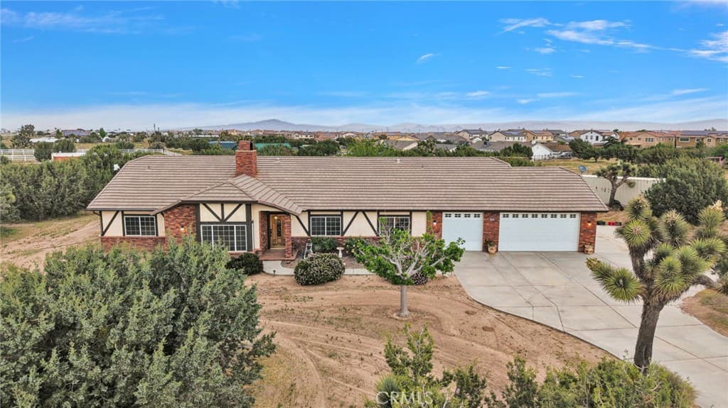 12830 Cedar