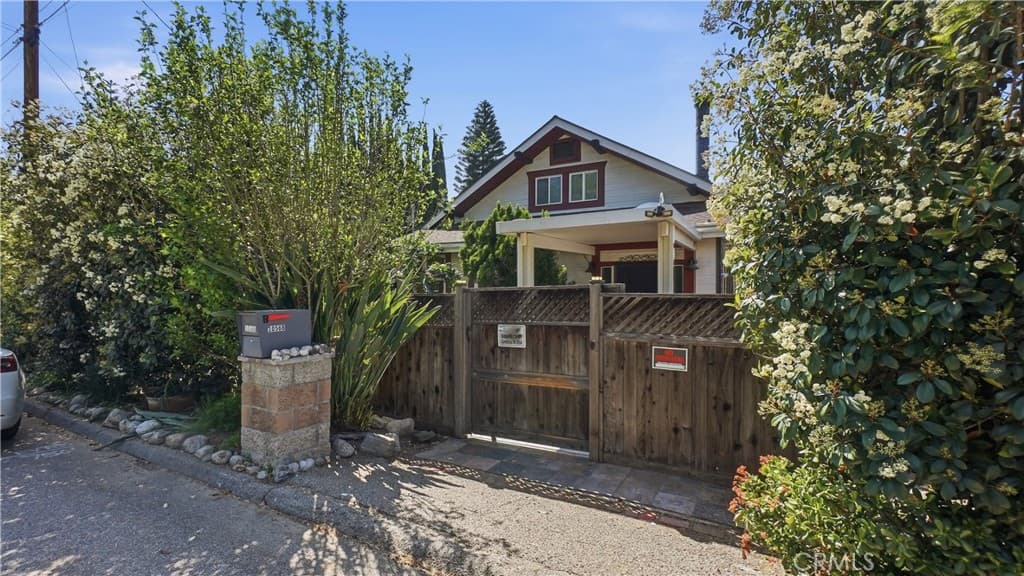 10568 Foothill
