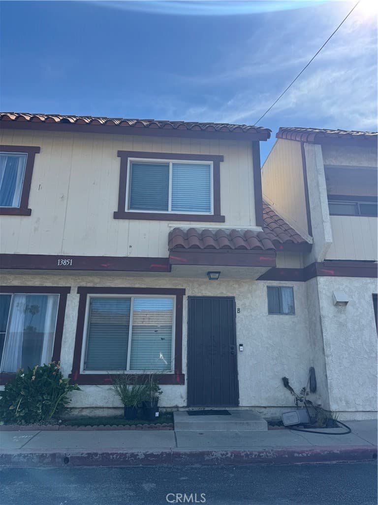 13851 Los Angeles B