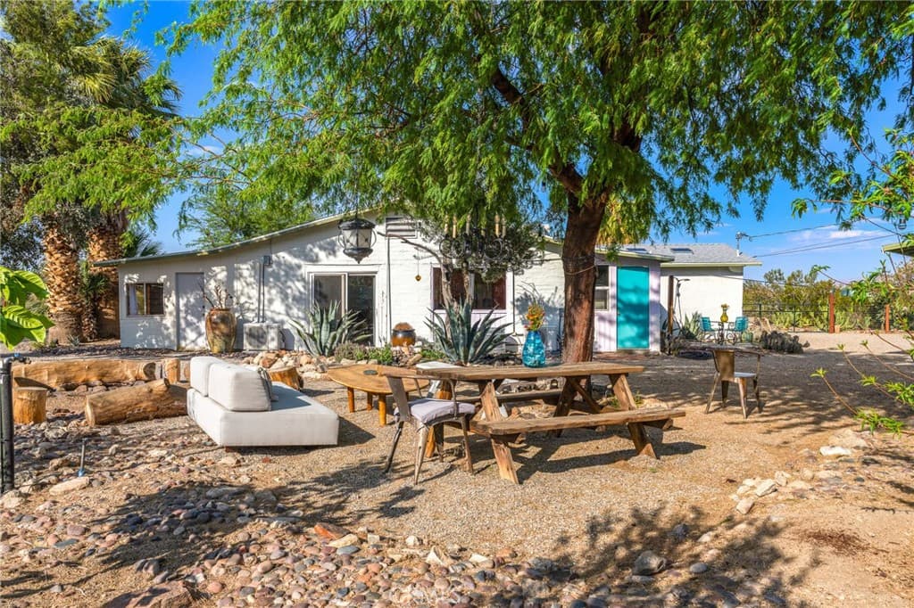 6766 Mesquite Drive
