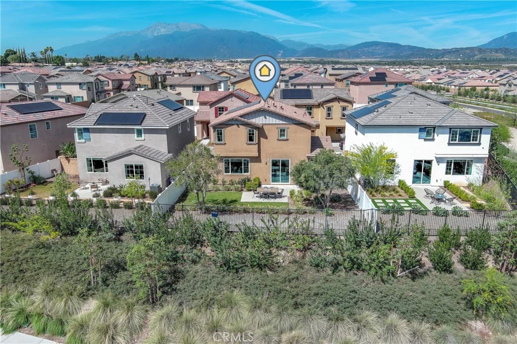 2433 Gunner Ridge Way