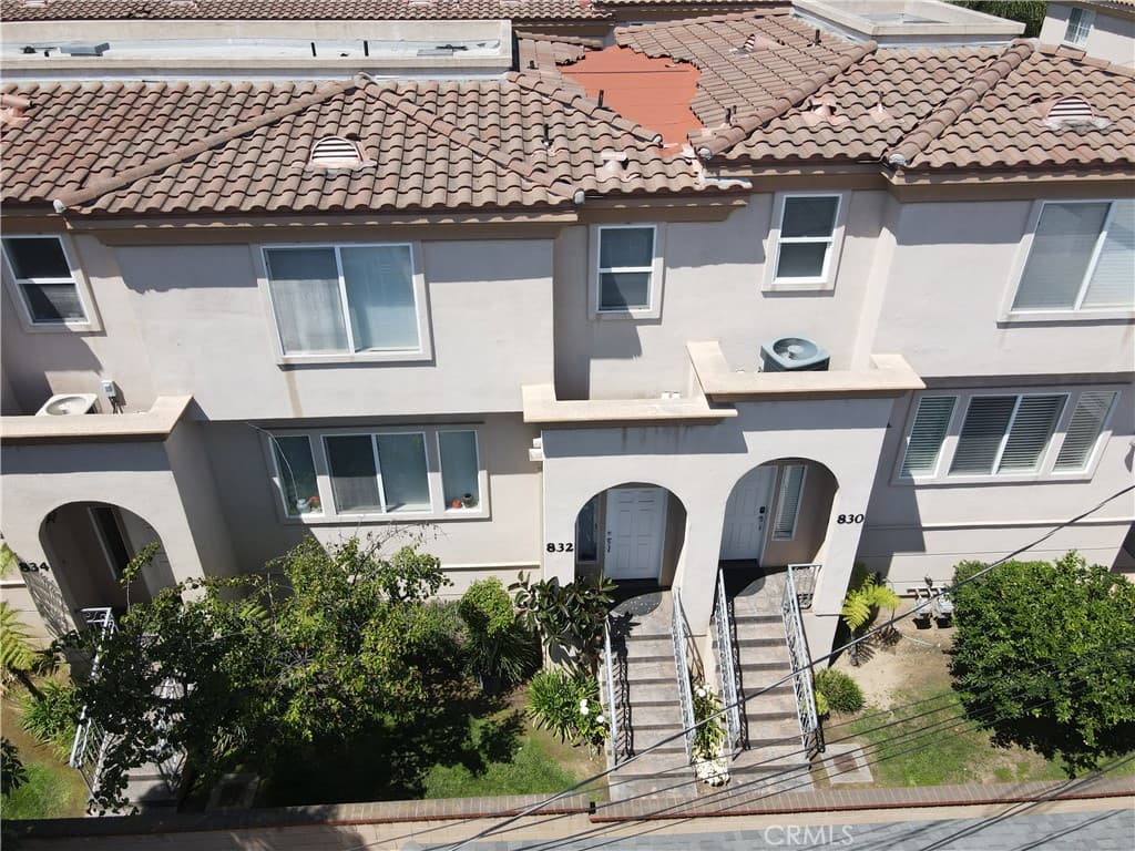 832 Arlington