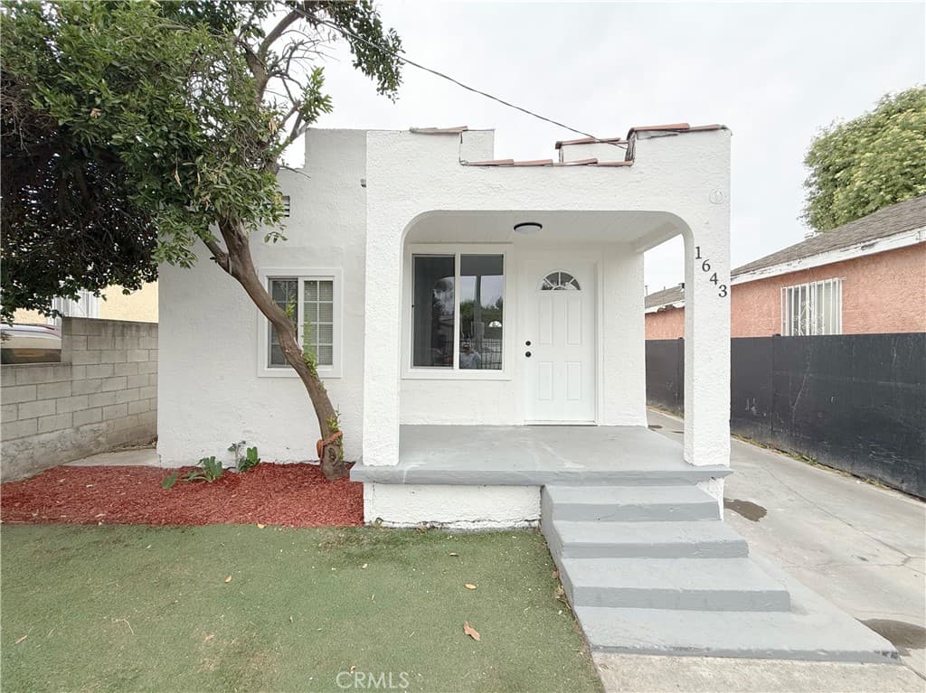 1643 E 115th Street