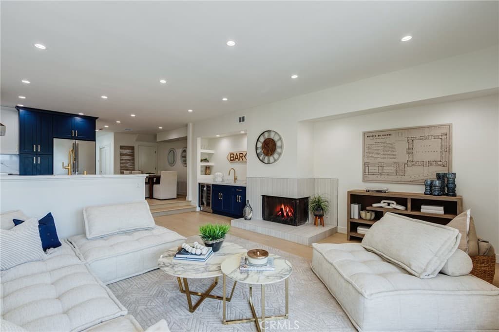 11919 Mayfield 2