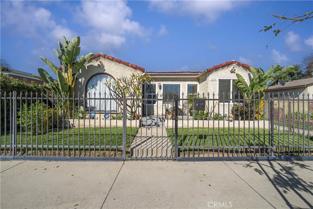 1337 W Gage
