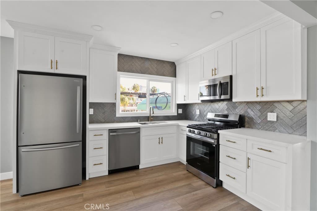 436 Cedar Avenue 15
