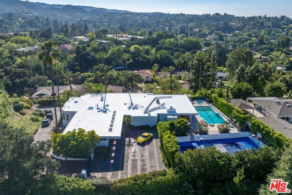 16411 Garvin Drive