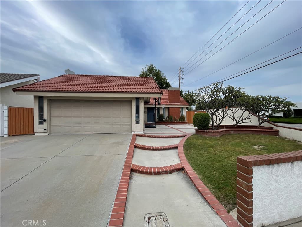 13757 Park St.