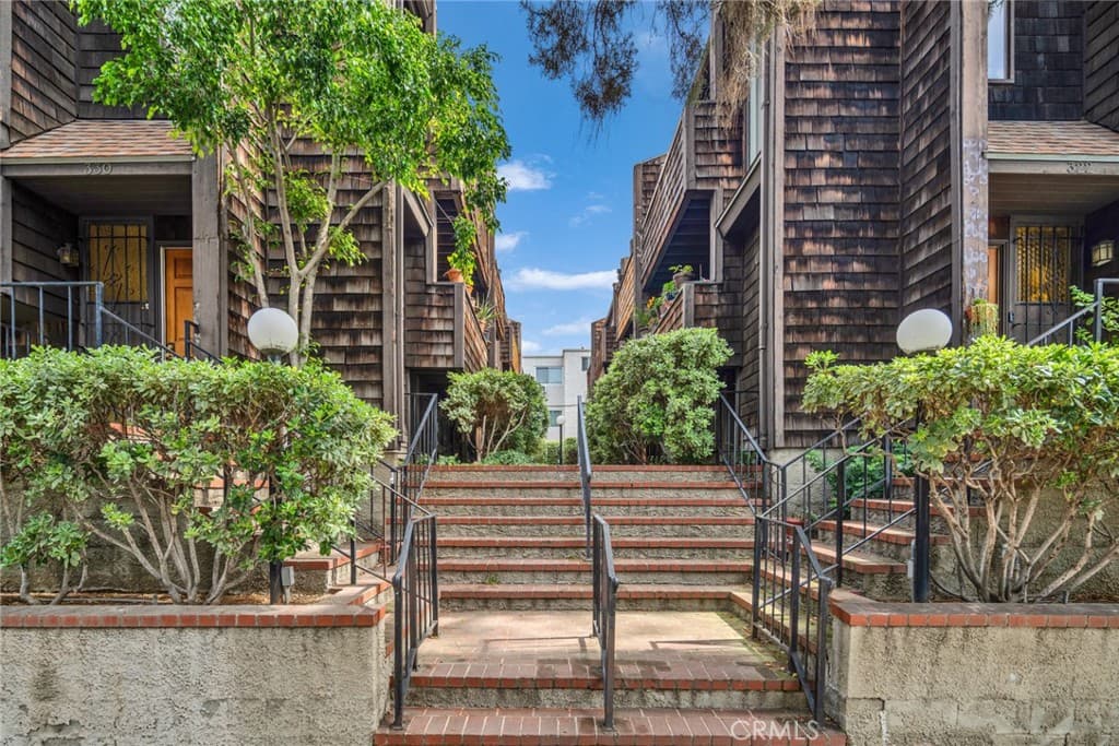 332 N 5th street