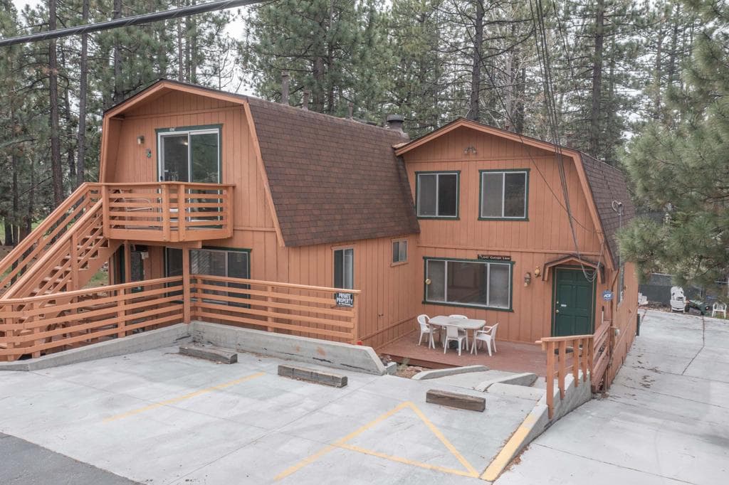 542 Cottage Lane