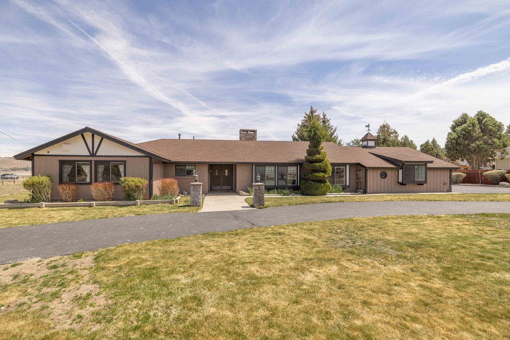 108 Palomino Drive