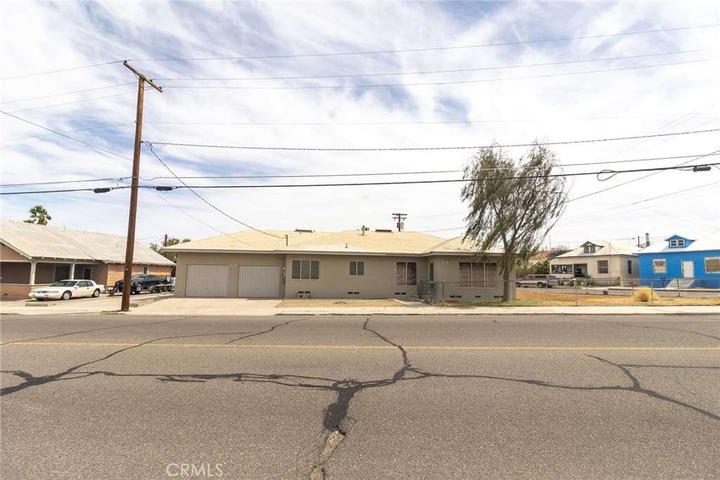630 Acoma Street