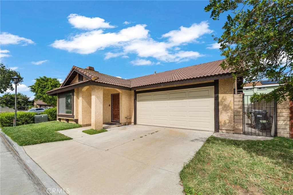 13706 Monterey Ave