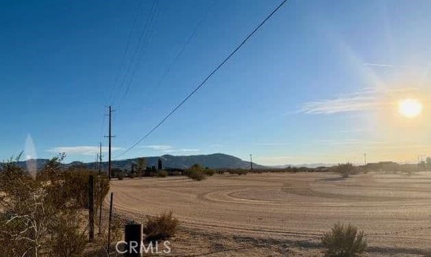 23585 Bear Valley