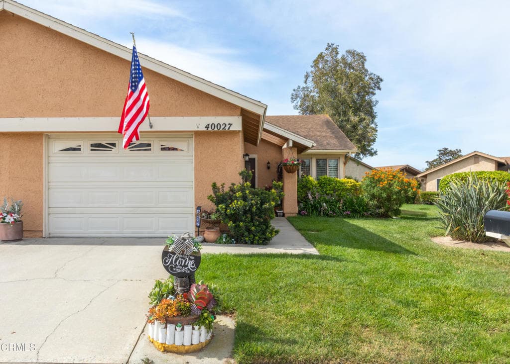 40027 Village 40