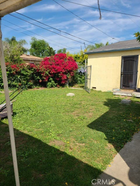 1313 S Broadacres