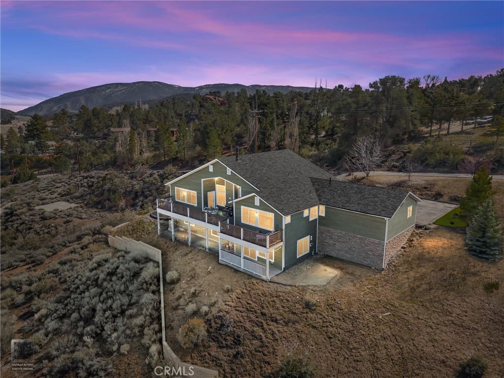 9401 Whispering Pines