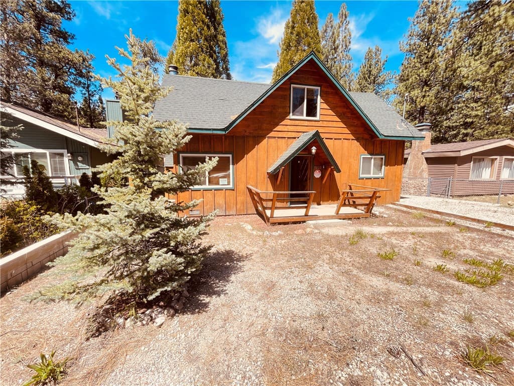 1133 Sugarloaf