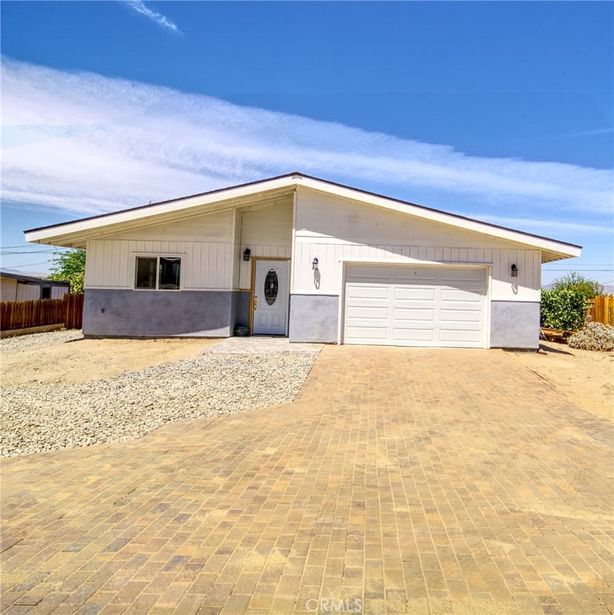 74804 Serrano Drive