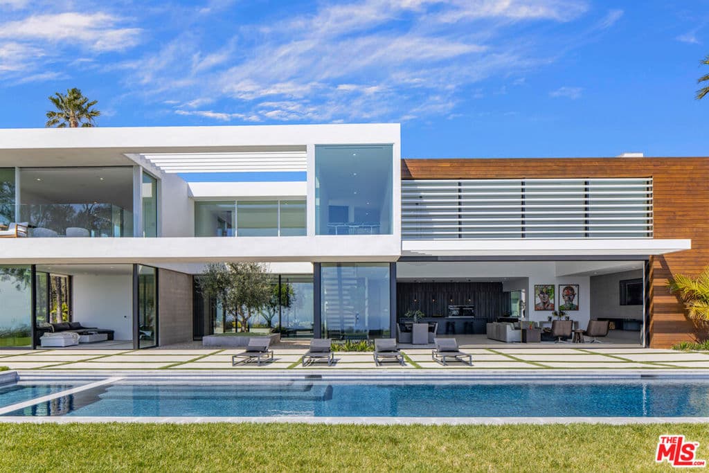 5601 Kanan Dume Road