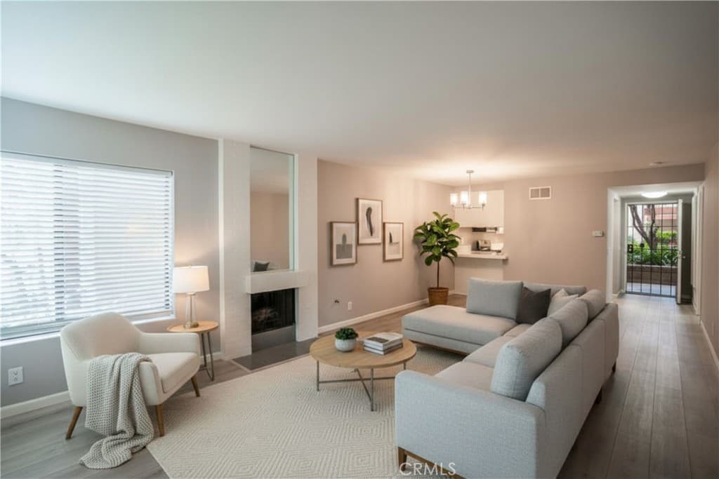 2504 E Willow 107