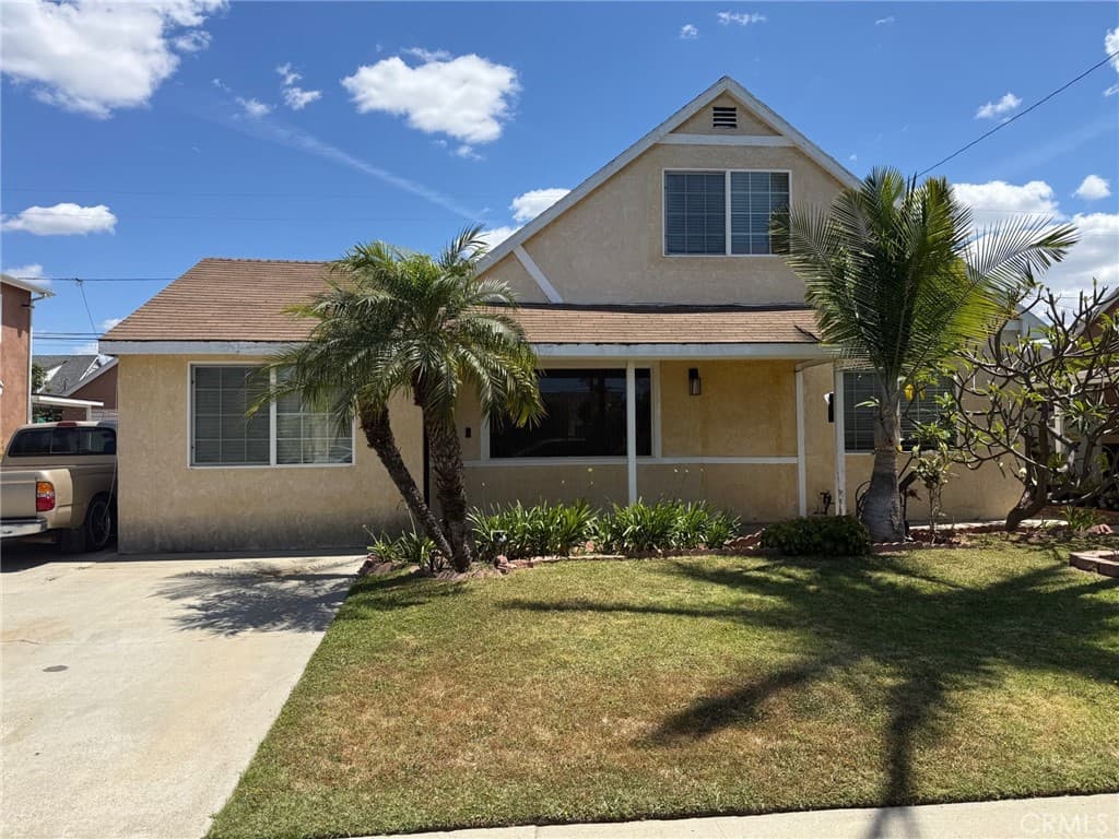 13034 Woodridge
