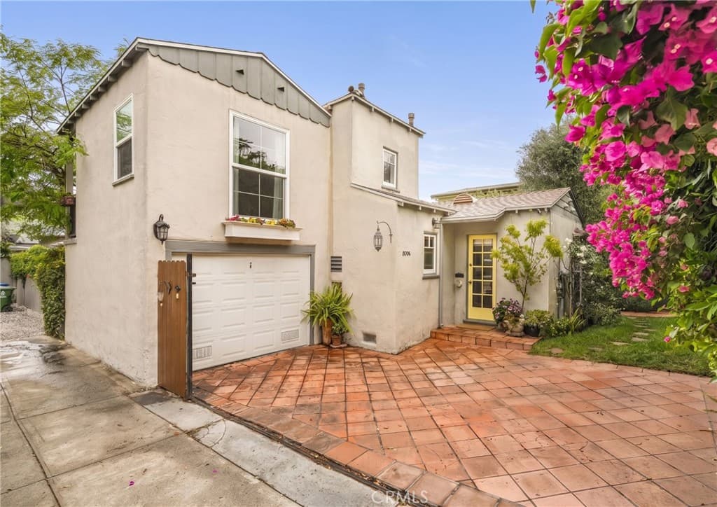 5130 1/2 W 20th