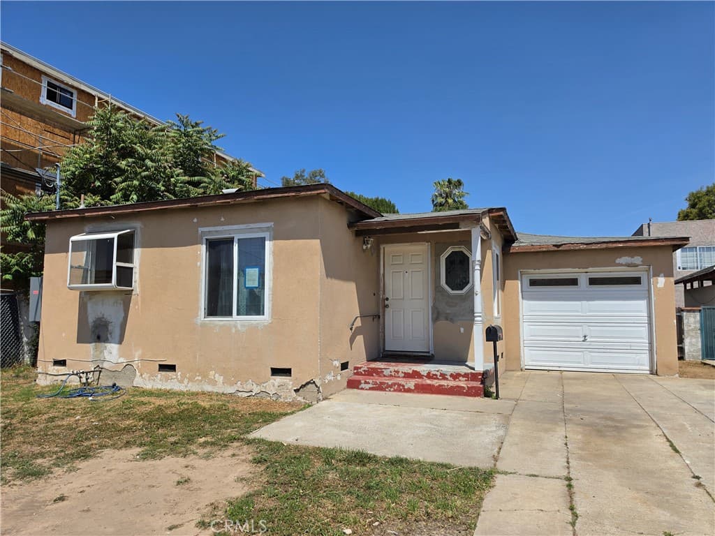 1505 W 220th
